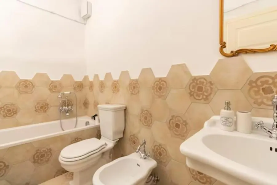 Villa Massa - Dimora Storica Con 12 Camere, Accoglie 30 Persone Calice Ligure